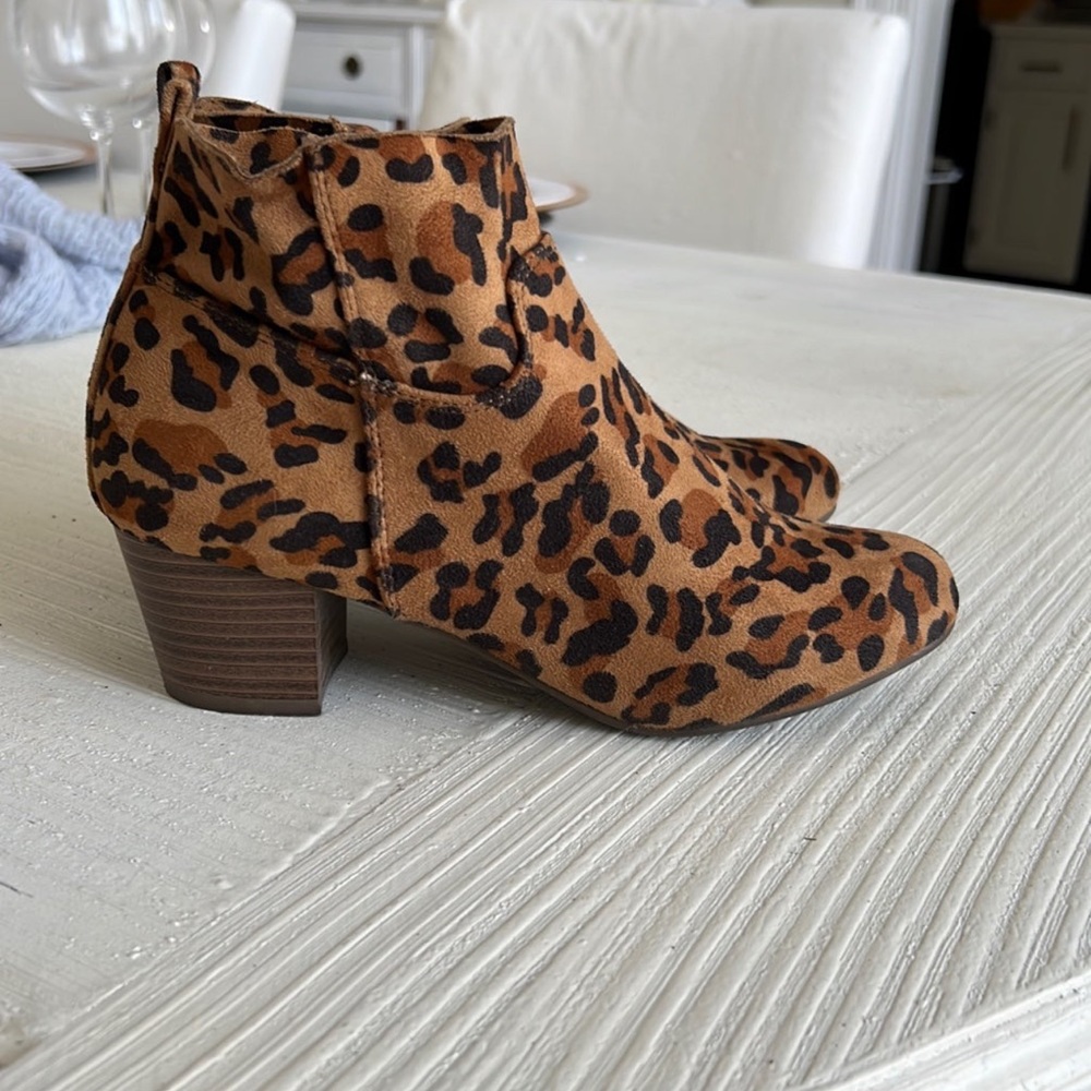 Leopard booties